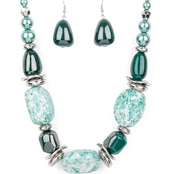 Beautiful Chunky Blue Green & Silver Statement Necklace Set - Picture 2 of 4